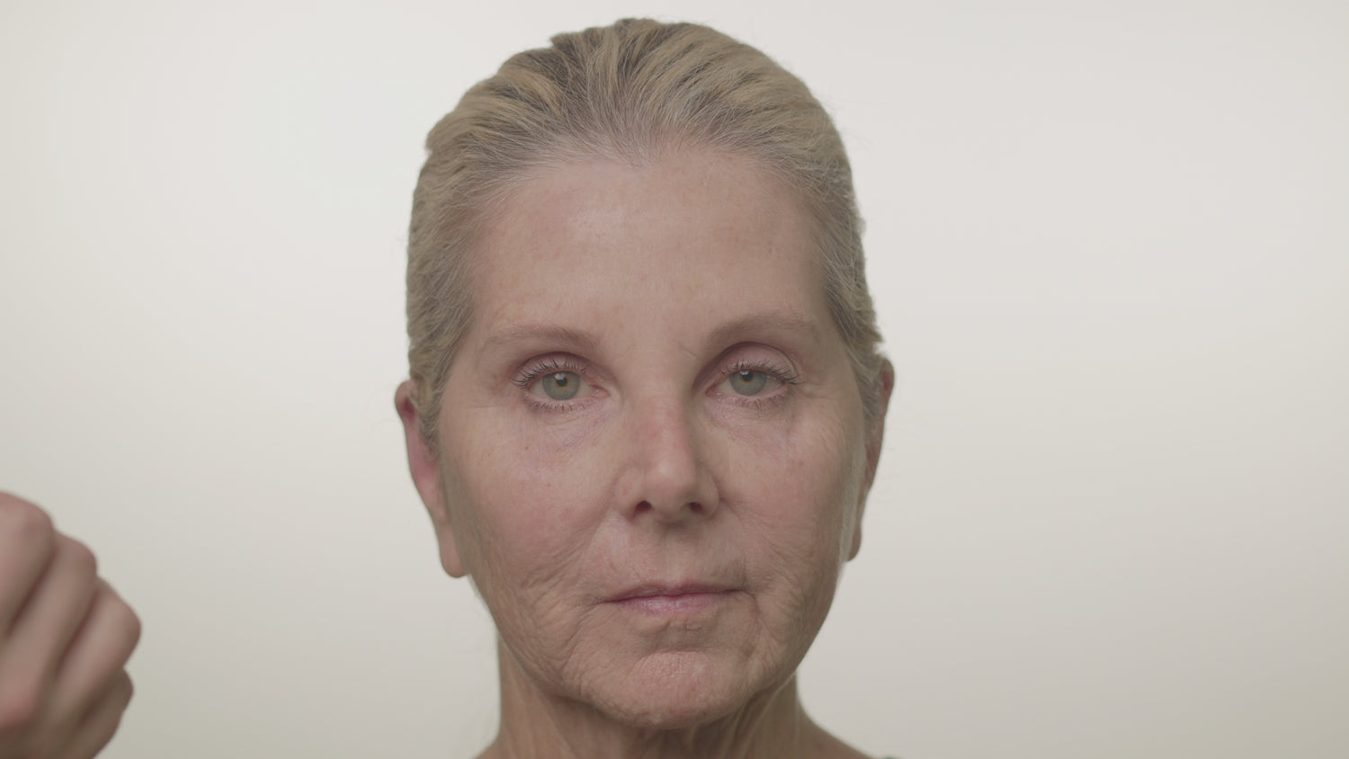 Skip the line-advanced instant wrinkle eraser video