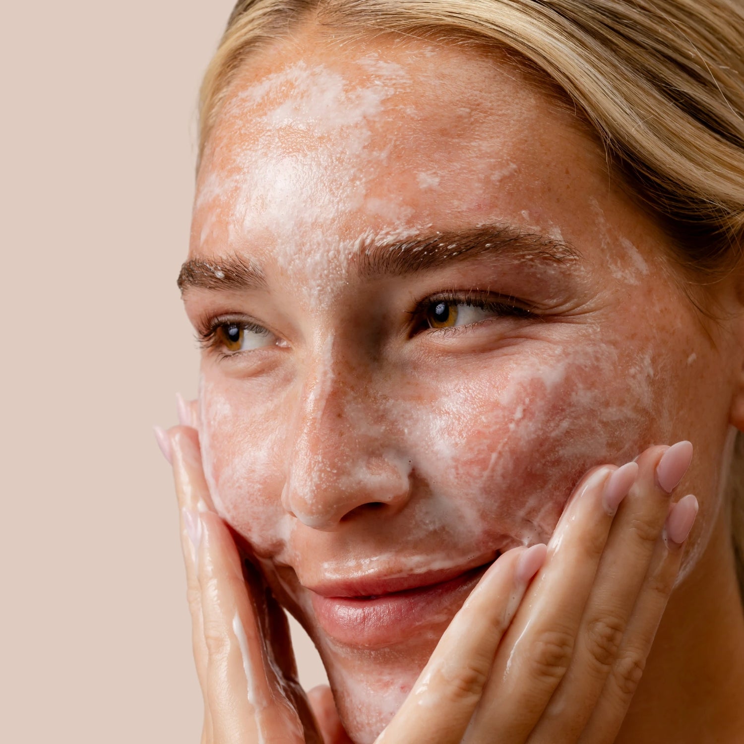 Youth-Full Reveal Instant Reset Collagen Cleanser